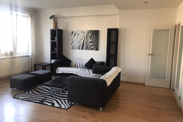 3 bedroom flat to rent, 85 m², Námestie Martina Benku, Bratislava - mestská časť Staré Mesto 3 bedroom flat to rent, 85 m², Námestie Martina Benku, Bratislava - mestská časť Staré Mesto