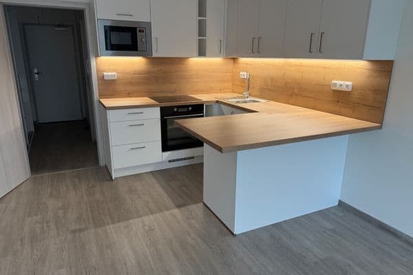 Studio flat to rent, 37 m², Nad Stráněmi, Zlín Studio flat to rent, 37 m², Nad Stráněmi, Zlín