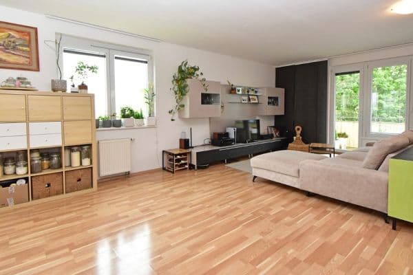 2 bedroom with open-plan kitchen flat for sale, 96 m², Blachutova, Hlavní město Praha 2 bedroom with open-plan kitchen flat for sale, 96 m², Blachutova, Hlavní město Praha