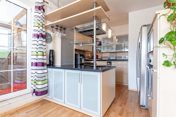 3 bedroom with open-plan kitchen flat for sale, 98 m², Břežany II, 3 bedroom with open-plan kitchen flat for sale, 98 m², Břežany II,