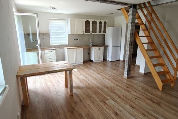 2 bedroom with open-plan kitchen flat to rent, 90 m², U Šamotky, Liberec 2 bedroom with open-plan kitchen flat to rent, 90 m², U Šamotky, Liberec