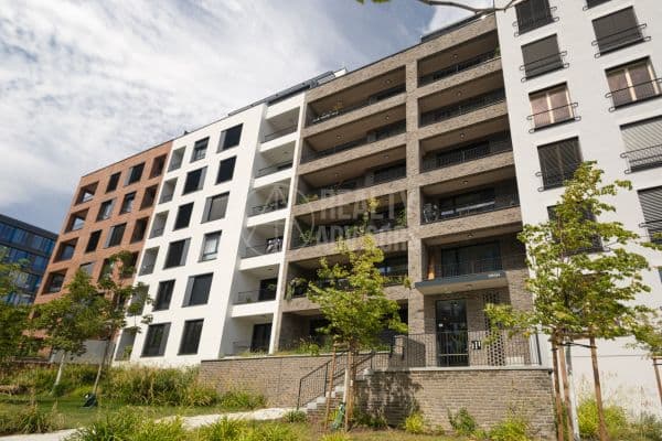 1 bedroom with open-plan kitchen flat for sale, 59 m², Vladimíra Kobranova, Hlavní město Praha 1 bedroom with open-plan kitchen flat for sale, 59 m², Vladimíra Kobranova, Hlavní město Praha