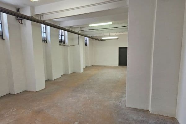 non-residential property to rent, 56 m², Petrohradská, Hlavní město Praha non-residential property to rent, 56 m², Petrohradská, Hlavní město Praha