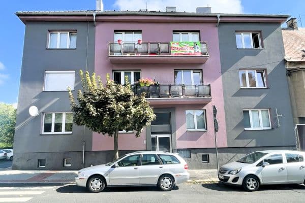 2 bedroom with open-plan kitchen flat to rent, 70 m², Čechova, Chomutov 2 bedroom with open-plan kitchen flat to rent, 70 m², Čechova, Chomutov