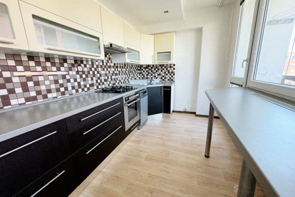 2 bedroom with open-plan kitchen flat to rent, 70 m², Ukrajinská, 2 bedroom with open-plan kitchen flat to rent, 70 m², Ukrajinská,