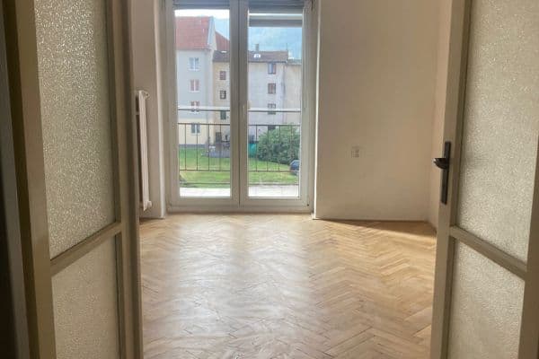 3 bedroom flat to rent, 65 m², Na Pile, Ústí nad Labem 3 bedroom flat to rent, 65 m², Na Pile, Ústí nad Labem