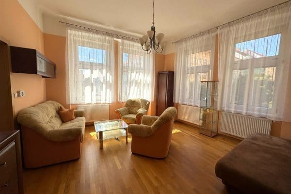 2 bedroom with open-plan kitchen flat for sale, 70 m², Bořivojova, Praha 2 bedroom with open-plan kitchen flat for sale, 70 m², Bořivojova, Praha
