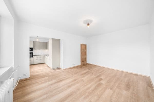 2 bedroom flat for sale, 52 m², náměstí Generála Píky, Plzeň, Plzeňský Region 2 bedroom flat for sale, 52 m², náměstí Generála Píky, Plzeň, Plzeňský Region