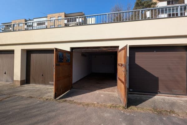 garage for sale, 38 m², Pod Vrstevnicí, Hlavní město Praha garage for sale, 38 m², Pod Vrstevnicí, Hlavní město Praha