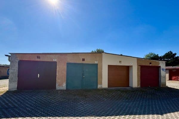 garage for sale, 20 m², Nad Parkem, Praha garage for sale, 20 m², Nad Parkem, Praha