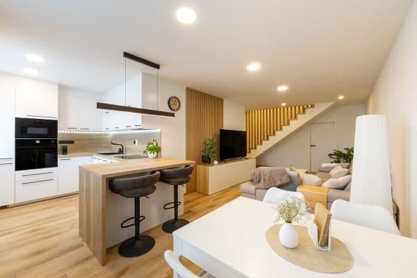 3 bedroom with open-plan kitchen flat for sale, 80 m², Hurbanova, Praha 3 bedroom with open-plan kitchen flat for sale, 80 m², Hurbanova, Praha