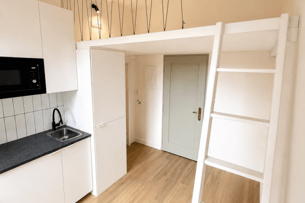 Small studio flat to rent, 16 m², V Holešovičkách, Praha Small studio flat to rent, 16 m², V Holešovičkách, Praha