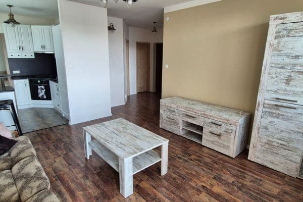 3 bedroom flat to rent, 55 m², Jazmínová, Košice - mestská časť Západ 3 bedroom flat to rent, 55 m², Jazmínová, Košice - mestská časť Západ