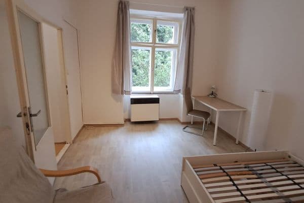 1 bedroom with open-plan kitchen flat to rent, 40 m², Rejskova, Hlavní město Praha 1 bedroom with open-plan kitchen flat to rent, 40 m², Rejskova, Hlavní město Praha