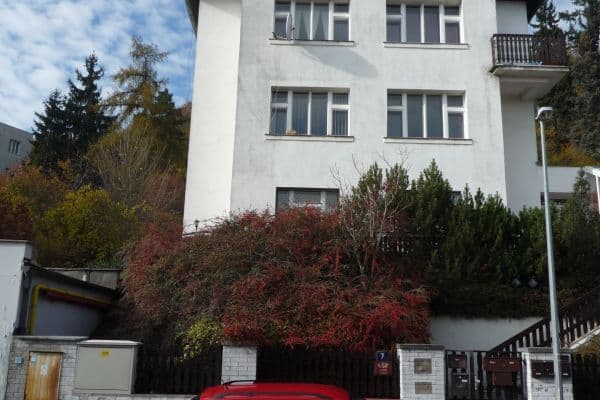1 bedroom with open-plan kitchen flat to rent, 50 m², Markova, Praha 1 bedroom with open-plan kitchen flat to rent, 50 m², Markova, Praha