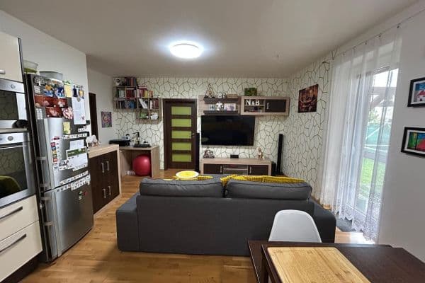 2 bedroom with open-plan kitchen flat to rent, 64 m², Vichrova, Lysá nad Labem 2 bedroom with open-plan kitchen flat to rent, 64 m², Vichrova, Lysá nad Labem