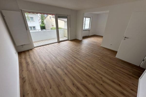 4 bedroom flat to rent, 102 m², Frankfurt, Hesse 4 bedroom flat to rent, 102 m², Frankfurt, Hesse