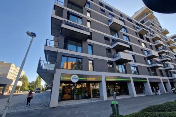 1 bedroom with open-plan kitchen flat to rent, 50 m², Hábova, Praha 1 bedroom with open-plan kitchen flat to rent, 50 m², Hábova, Praha