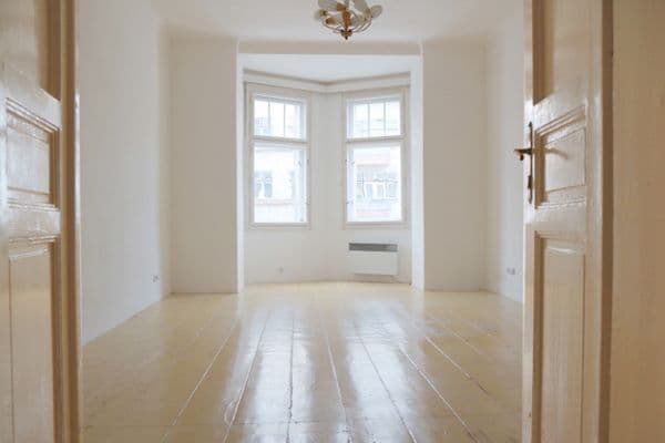 1 bedroom with open-plan kitchen flat to rent, 64 m², Táborská, Praha 1 bedroom with open-plan kitchen flat to rent, 64 m², Táborská, Praha