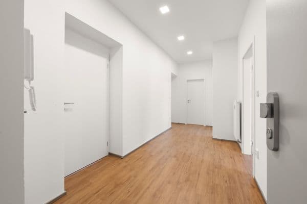 2 bedroom with open-plan kitchen flat for sale, 108 m², Resslova, Hradec Králové 2 bedroom with open-plan kitchen flat for sale, 108 m², Resslova, Hradec Králové