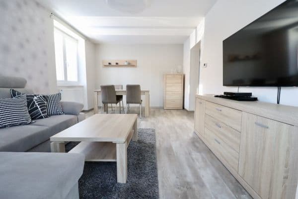 3 bedroom flat to rent, 85 m², Pod koupalištěm, 3 bedroom flat to rent, 85 m², Pod koupalištěm,