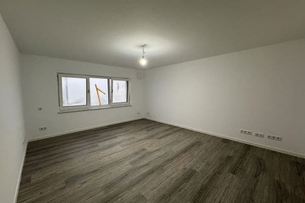 2 bedroom with open-plan kitchen flat to rent, 80 m², Römerberg 2 bedroom with open-plan kitchen flat to rent, 80 m², Römerberg