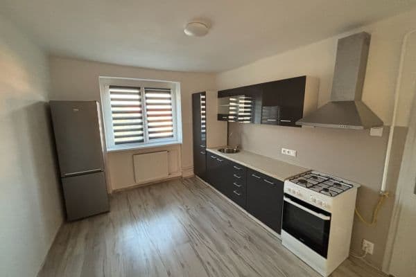 2 bedroom flat to rent, 50 m², Čsl. armády, Most 2 bedroom flat to rent, 50 m², Čsl. armády, Most