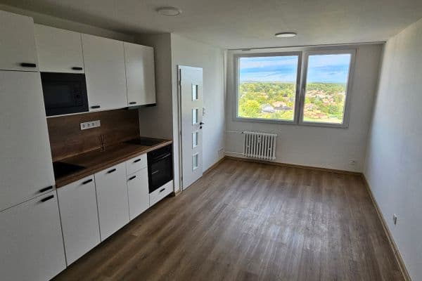1 bedroom with open-plan kitchen flat to rent, 33 m², Kojetická, Neratovice 1 bedroom with open-plan kitchen flat to rent, 33 m², Kojetická, Neratovice