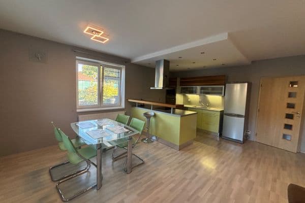 1 bedroom with open-plan kitchen flat for sale, 64 m², Sloupecká, Měchenice 1 bedroom with open-plan kitchen flat for sale, 64 m², Sloupecká, Měchenice