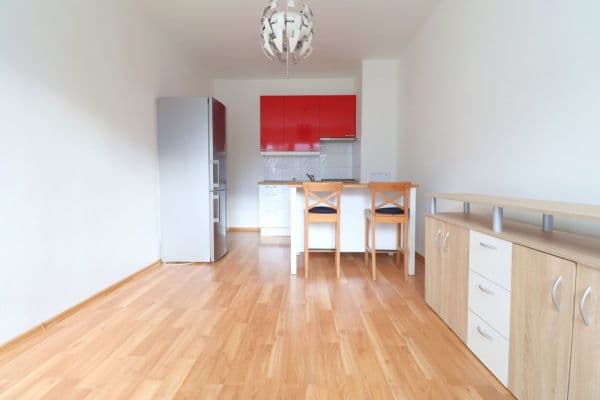 1 bedroom with open-plan kitchen flat to rent, 40 m², Častavina,  1 bedroom with open-plan kitchen flat to rent, 40 m², Častavina,