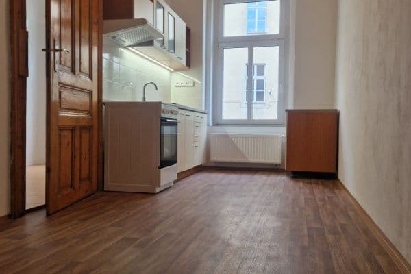 2 bedroom flat to rent, 58 m², Plzeňská, Praha 2 bedroom flat to rent, 58 m², Plzeňská, Praha