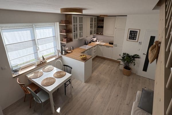 2 bedroom with open-plan kitchen flat for sale, 78 m², Polerady 2 bedroom with open-plan kitchen flat for sale, 78 m², Polerady