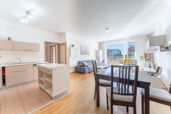 2 bedroom with open-plan kitchen flat for sale, 80 m², Sicherova, Praha 2 bedroom with open-plan kitchen flat for sale, 80 m², Sicherova, Praha