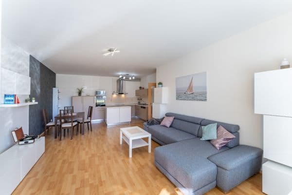 2 bedroom with open-plan kitchen flat for sale, 80 m², Sicherova, Praha 2 bedroom with open-plan kitchen flat for sale, 80 m², Sicherova, Praha