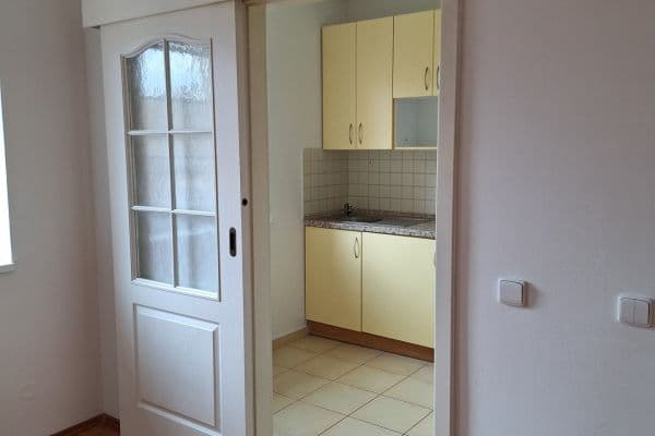 2 bedroom flat to rent, 46 m², Úhonická, Jeneč 2 bedroom flat to rent, 46 m², Úhonická, Jeneč