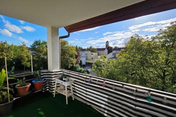 2 bedroom with open-plan kitchen flat for sale, 82 m², Sindelfingen 2 bedroom with open-plan kitchen flat for sale, 82 m², Sindelfingen