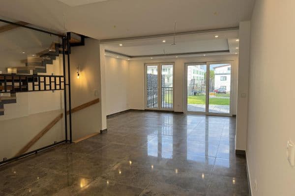 5 bedroom flat to rent, 165 m², Offenbach am Main 5 bedroom flat to rent, 165 m², Offenbach am Main