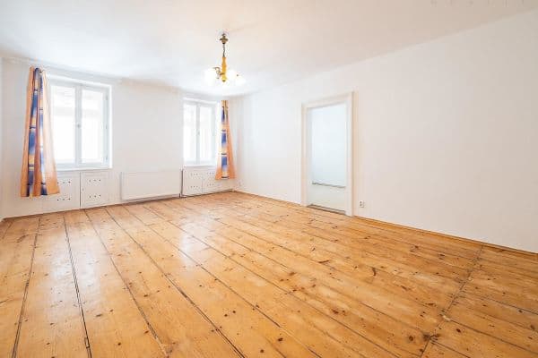 2 bedroom flat to rent, 62 m², Karoliny Světlé, Praha 2 bedroom flat to rent, 62 m², Karoliny Světlé, Praha