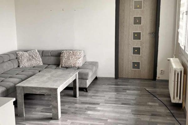 4 bedroom flat to rent, 77 m², Prosetická, Teplice 4 bedroom flat to rent, 77 m², Prosetická, Teplice