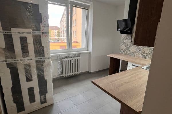 2 bedroom flat to rent, 60 m², Sokolovská, Sokolov, Karlovarský Region 2 bedroom flat to rent, 60 m², Sokolovská, Sokolov, Karlovarský Region