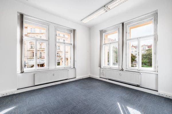 4 bedroom flat for sale, 120 m², náměstí Bratří Synků, Hlavní město Praha 4 bedroom flat for sale, 120 m², náměstí Bratří Synků, Hlavní město Praha