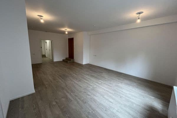 1 bedroom with open-plan kitchen flat to rent, 81 m², Möckmühl 1 bedroom with open-plan kitchen flat to rent, 81 m², Möckmühl