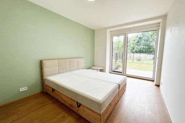 1 bedroom with open-plan kitchen flat to rent, 44 m², Zengrova, 1 bedroom with open-plan kitchen flat to rent, 44 m², Zengrova,