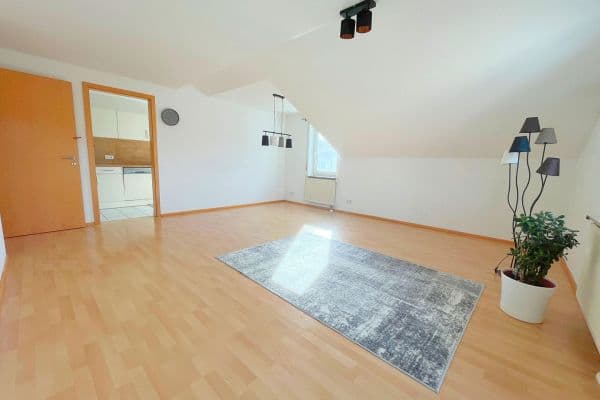 2 bedroom with open-plan kitchen flat to rent, 103 m², Pforzheim, Baden-Württemberg 2 bedroom with open-plan kitchen flat to rent, 103 m², Pforzheim, Baden-Württemberg