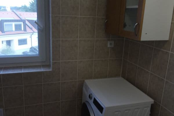 2 bedroom flat to rent, 68 m², Malešovice 2 bedroom flat to rent, 68 m², Malešovice