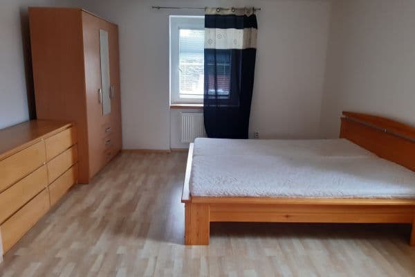 1 bedroom with open-plan kitchen flat to rent, 80 m², Podskalí, Jablonec nad Nisou, Liberecký Region 1 bedroom with open-plan kitchen flat to rent, 80 m², Podskalí, Jablonec nad Nisou, Liberecký Region