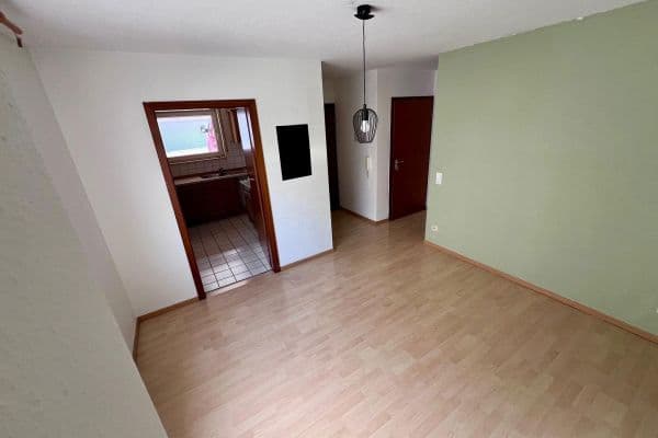 1 bedroom with open-plan kitchen flat for sale, 79 m², Heuspachstr.78, Oberboihingen 1 bedroom with open-plan kitchen flat for sale, 79 m², Heuspachstr.78, Oberboihingen