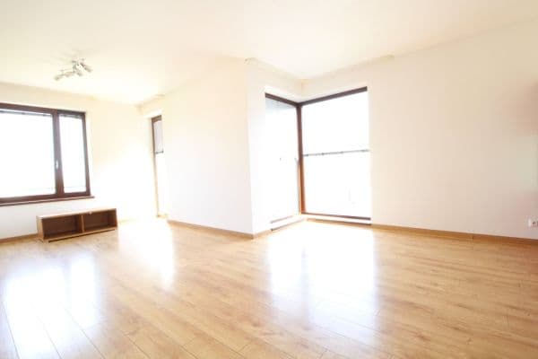 2 bedroom with open-plan kitchen flat to rent, 70 m², Dragounská, 2 bedroom with open-plan kitchen flat to rent, 70 m², Dragounská,