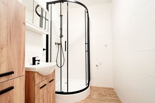 1 bedroom with open-plan kitchen flat to rent, 56 m², Budovatelů, 1 bedroom with open-plan kitchen flat to rent, 56 m², Budovatelů,