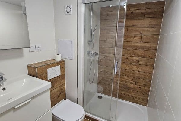 Studio flat to rent, 21 m², Východní, Karlovy Vary Studio flat to rent, 21 m², Východní, Karlovy Vary